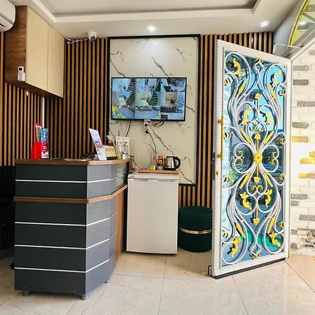 Отель Ninova Boutique