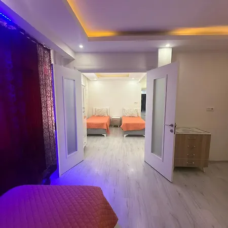 Отель Ninova Boutique