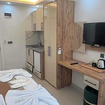 Ninova Boutique Hotel 3*
