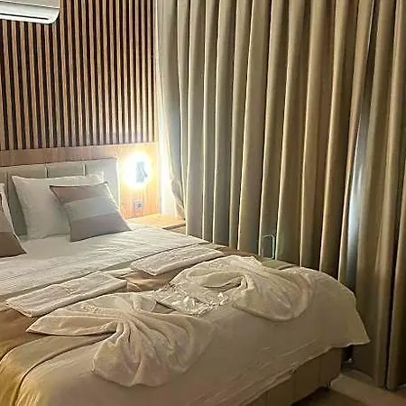 Ninova Boutique Hotel 3*