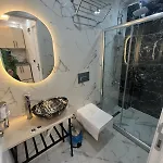 Ninova Boutique Hotell 3*